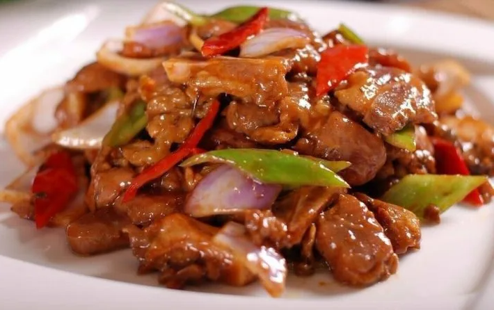 ხორცი ტაილანდურად: მომზადების კლასიკური რეცეპტი